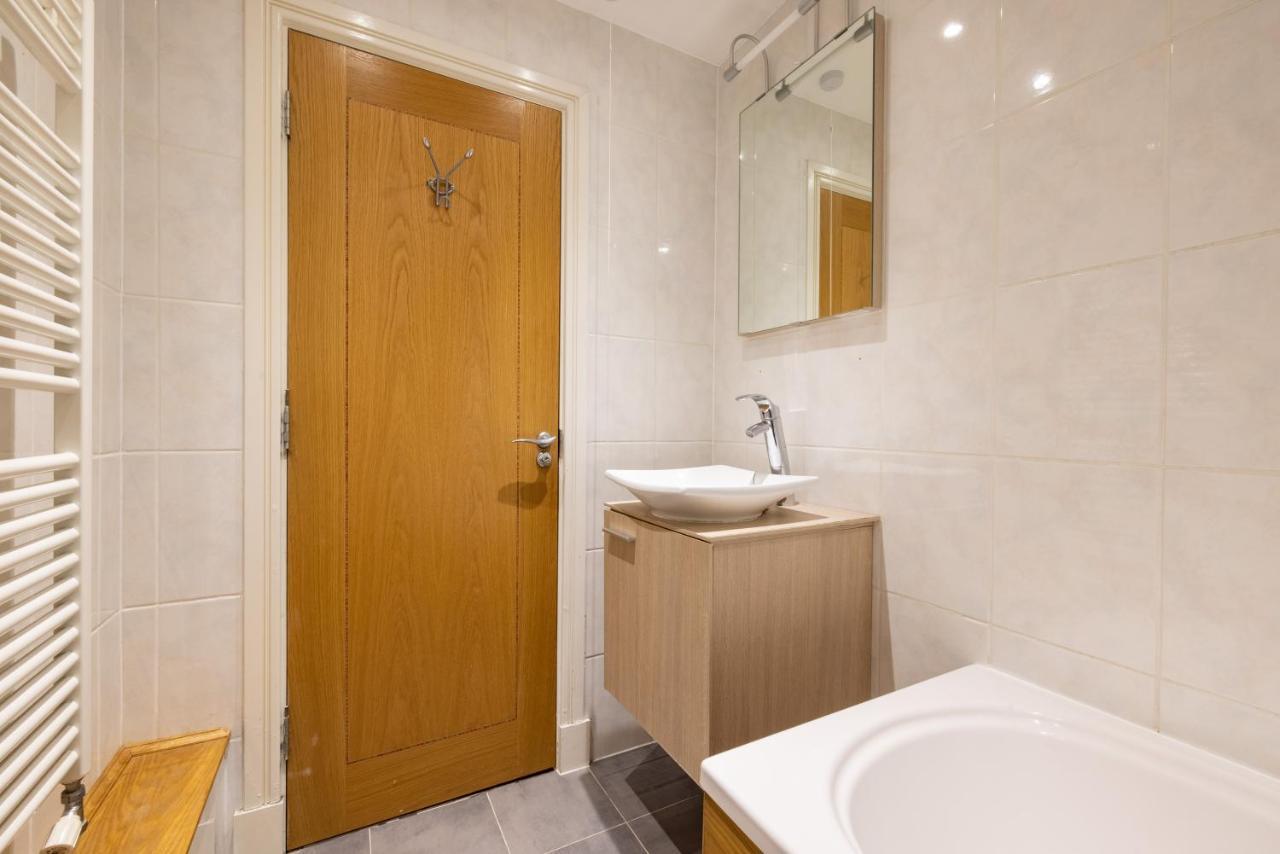 شقة لندن  في The Bermondsey Flat الغرفة الصورة